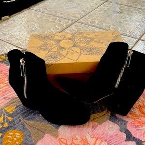 Black Zippered Suede Booties. Size 6 and a half